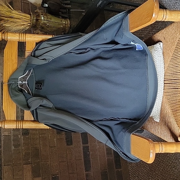 Adidas gray hoodie, size M - Picture 5 of 11